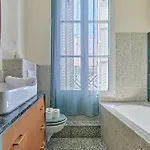Superb Flat With Terrace In The Centre Of *