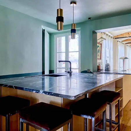 Superb Flat With Terrace In The Centre Of アパート